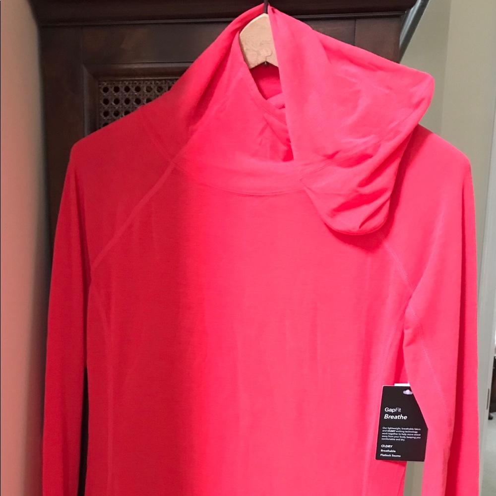 GAP GapFit Breath NWT stretchy hoodie thumbholes